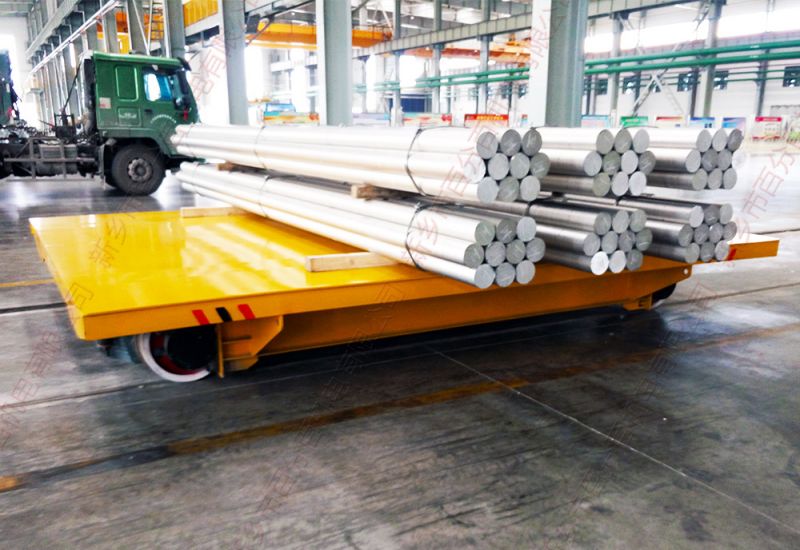 使用低壓軌道電動轉(zhuǎn)運車進(jìn)行重載運輸?shù)膬?yōu)勢