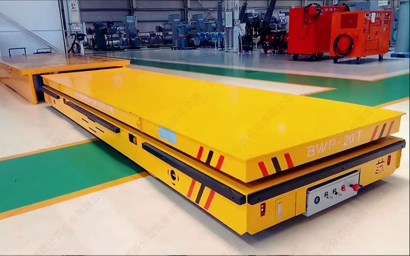 山東用戶20噸潛伏頂升式無(wú)軌電動(dòng)平板車(chē)項(xiàng)目案例